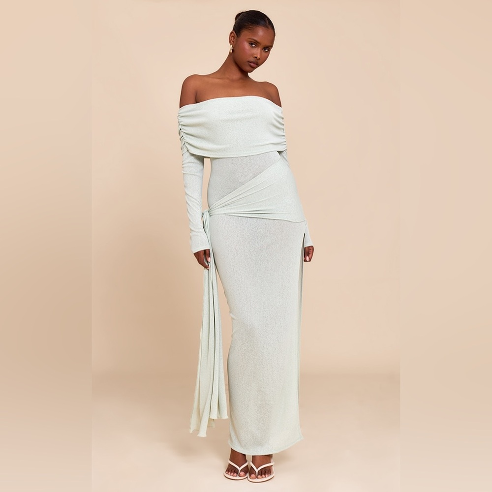 NWT PRETTYLITTLETHING Onion Skin Bardot Off-the-Shoulder Maxi Dress in Sage